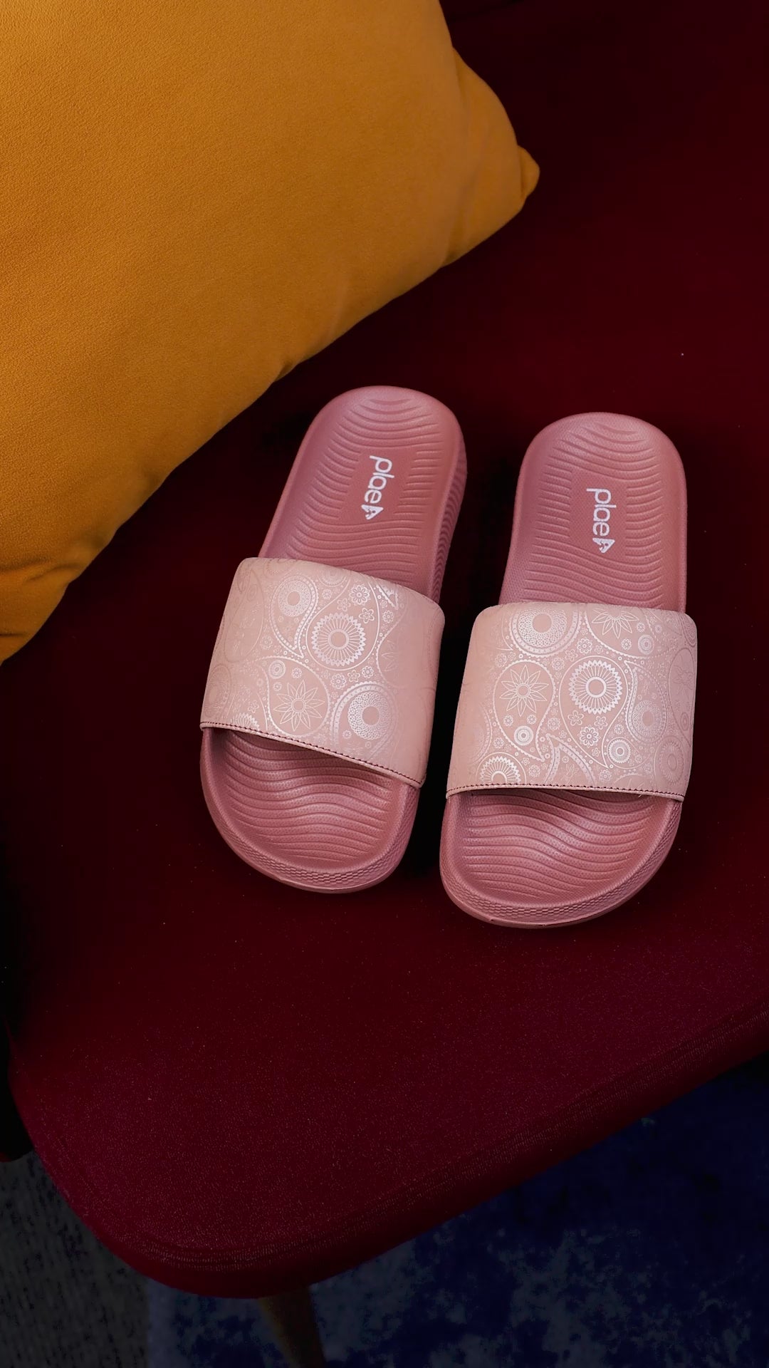 PLAE - Lumina Women Casual Slider – Peach